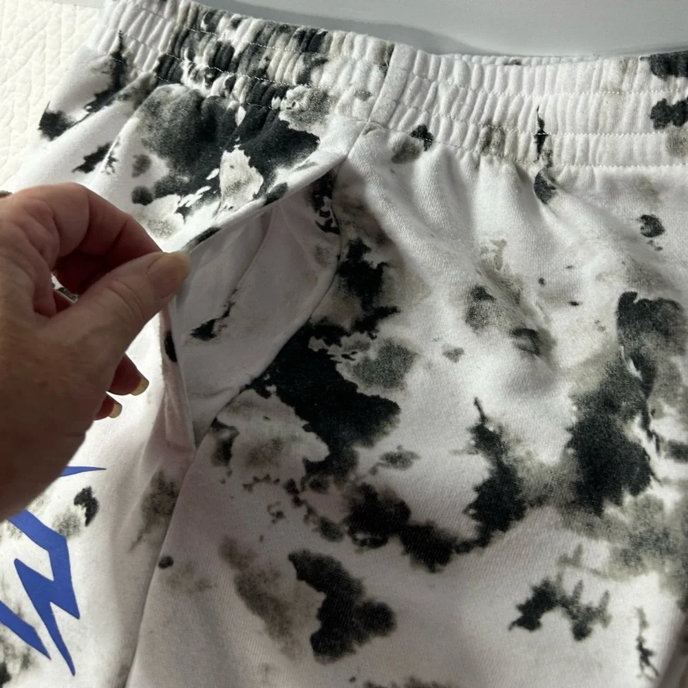 Nike 3 band big kids XL‎ change shorts